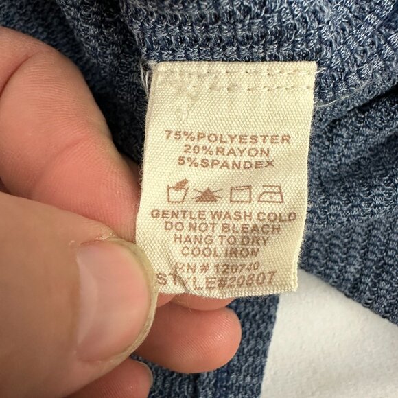 Mystree Womens Blue Long Sleeve Top With Floral Accents Size Small - Picture 3 of 9